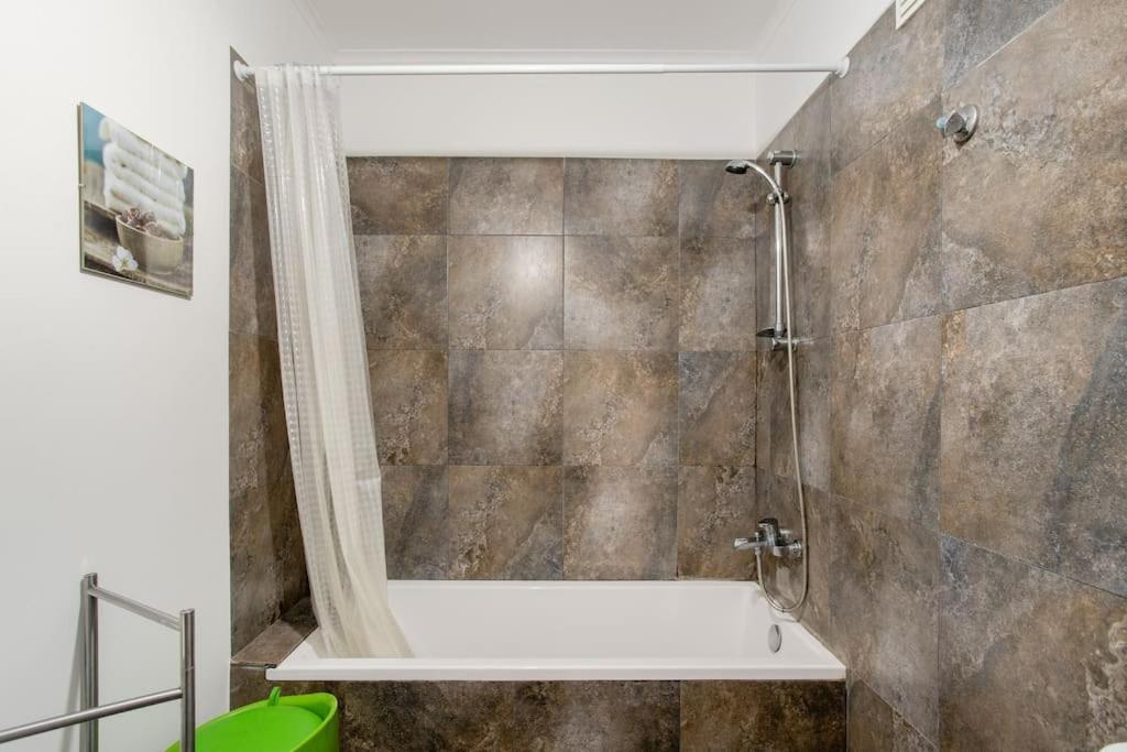 Vinaika Loft Apartament *